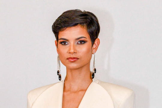 Eve Gilles, folle amoureuse malgr&eacute; les critiques&nbsp;: &quot;On savait que la diff&eacute;rence d'&acirc;ge...&quot;