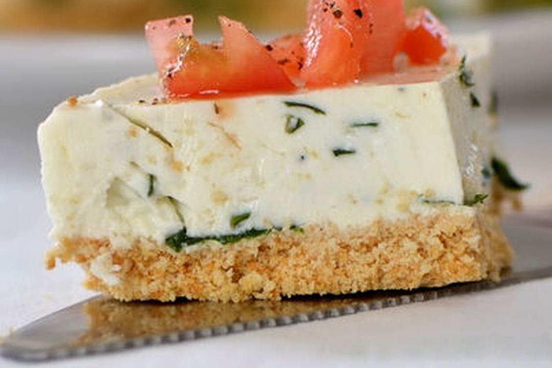 Petit cheesecake au chèvre frais et basilic