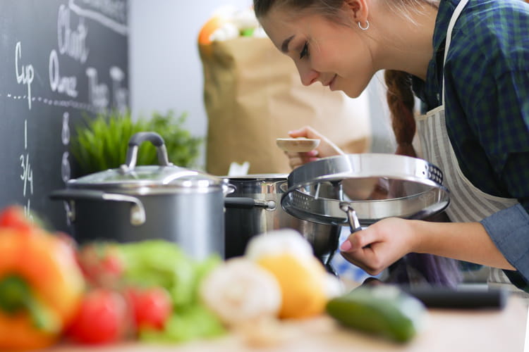 Soupe br&ucirc;le-graisse : les meilleures recettes pour maigrir avec les conseils du nutritionniste