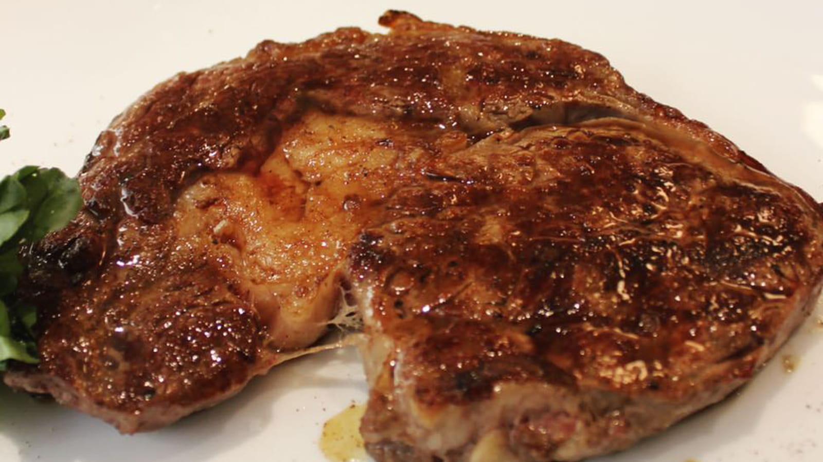 Sa dernière adresse, Clover Grill, ne désemplit pas