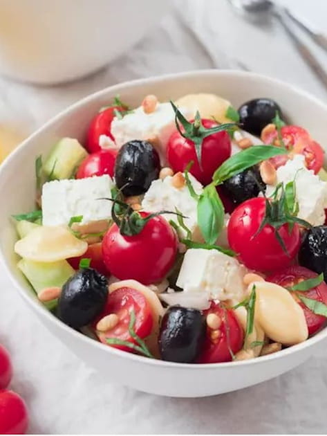 Salade d'orecchiette &agrave; la grecque