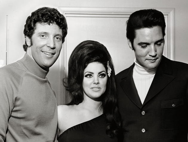 Le couple rock'n roll au c&ocirc;t&eacute; de Tom Jones