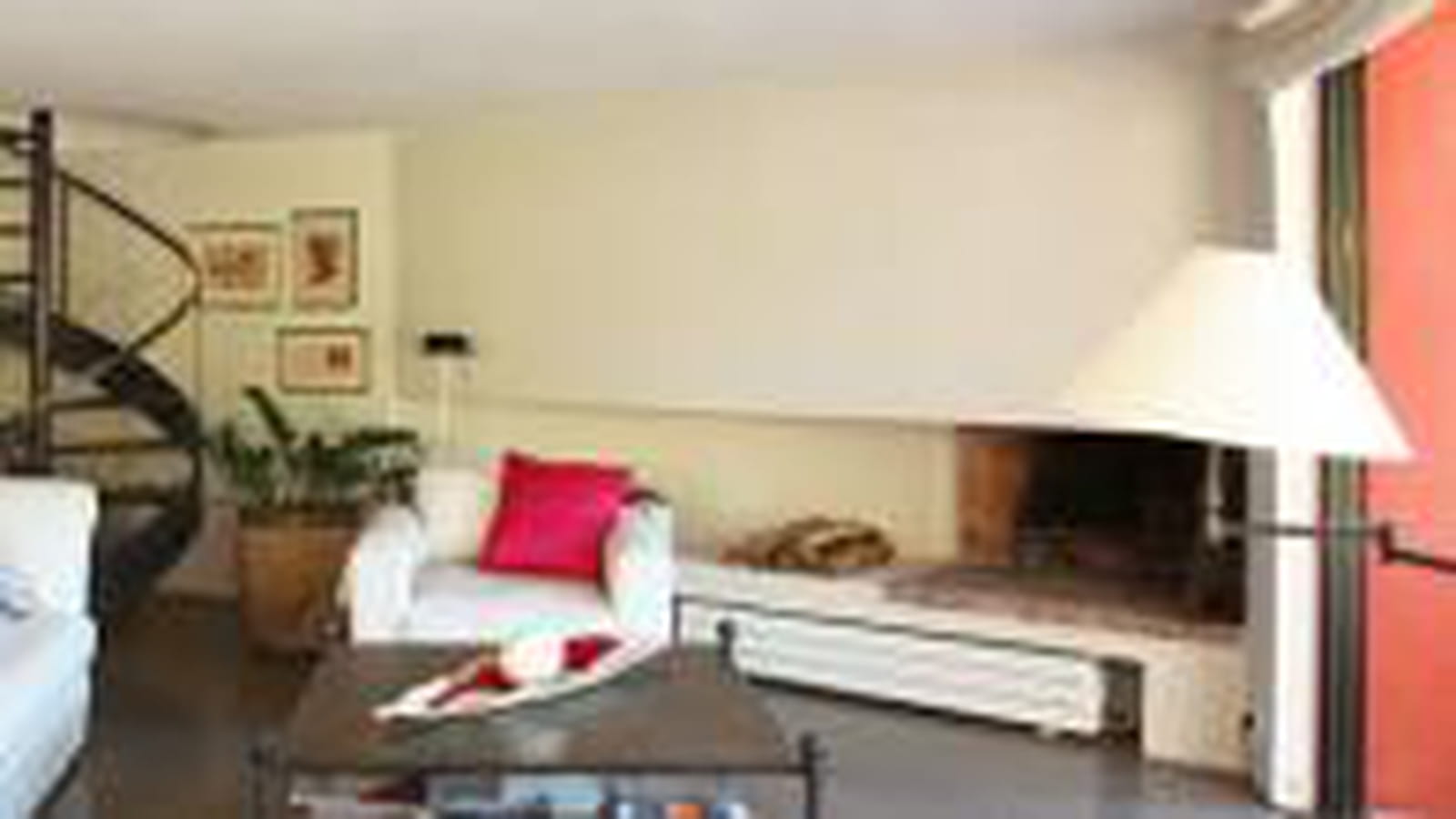 Contemporaine