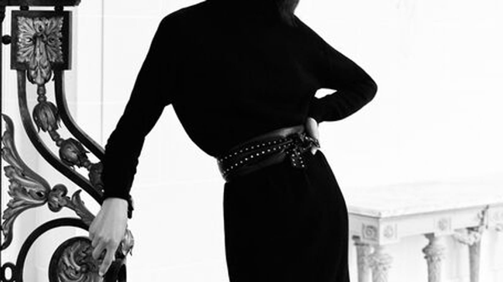 Robe noire Caroll