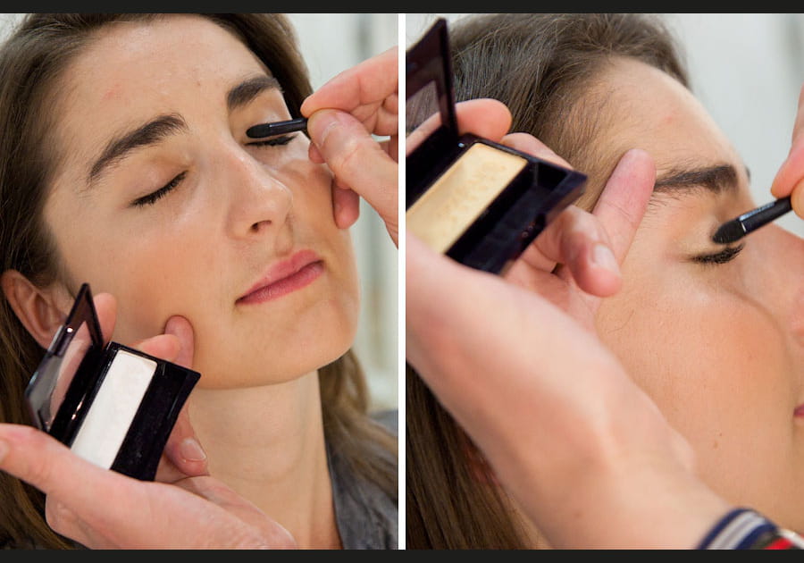 L'application des ombres &agrave; paupi&egrave;res