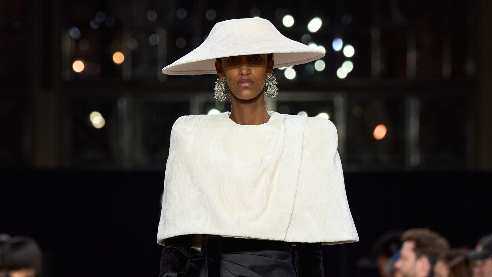 Look 9