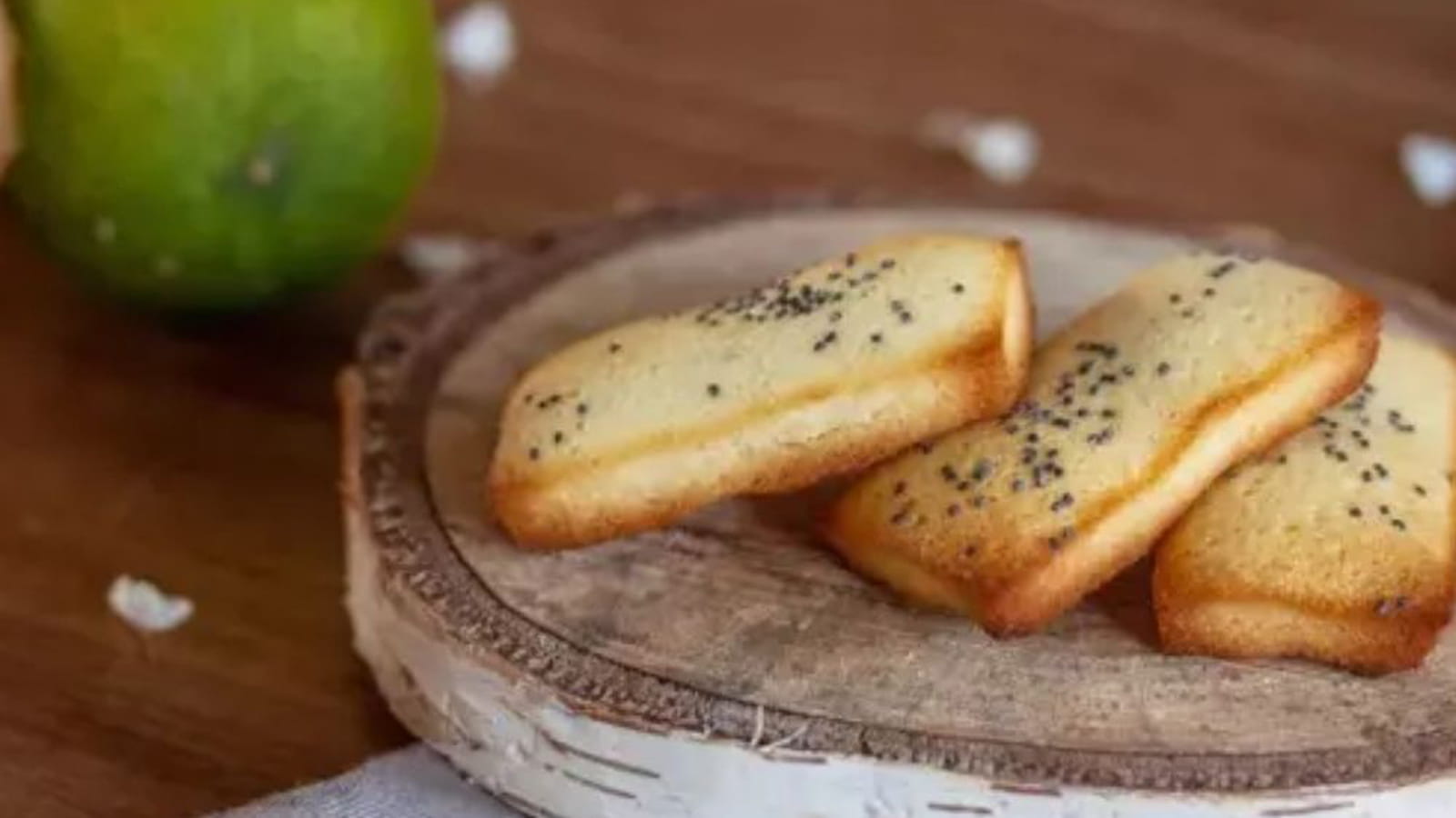 Mini financiers citron et graines de pavot
