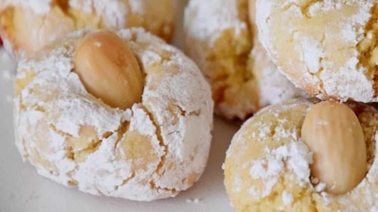Amaretti parfumé au yuzu et à la fleur d'oranger