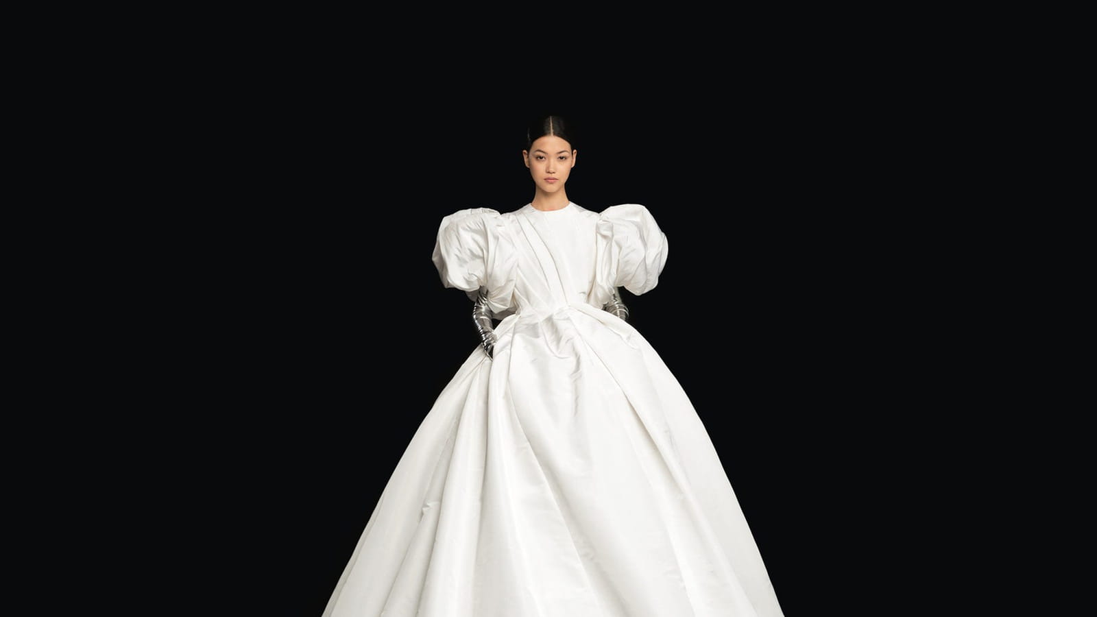 Look 10