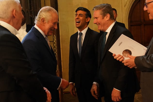 Charles III retrouve le Premier ministre du Royaume-Uni Rishi Sunak et Keir Starmer à Westminster Hall