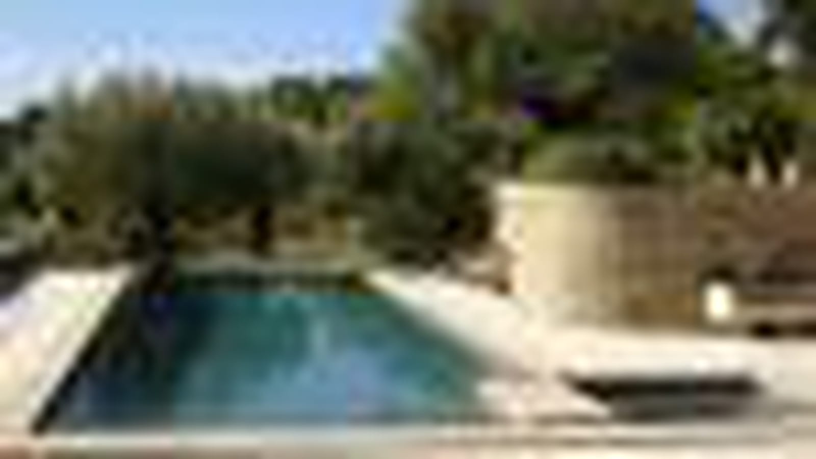 Or : piscines de + 60 000 €
