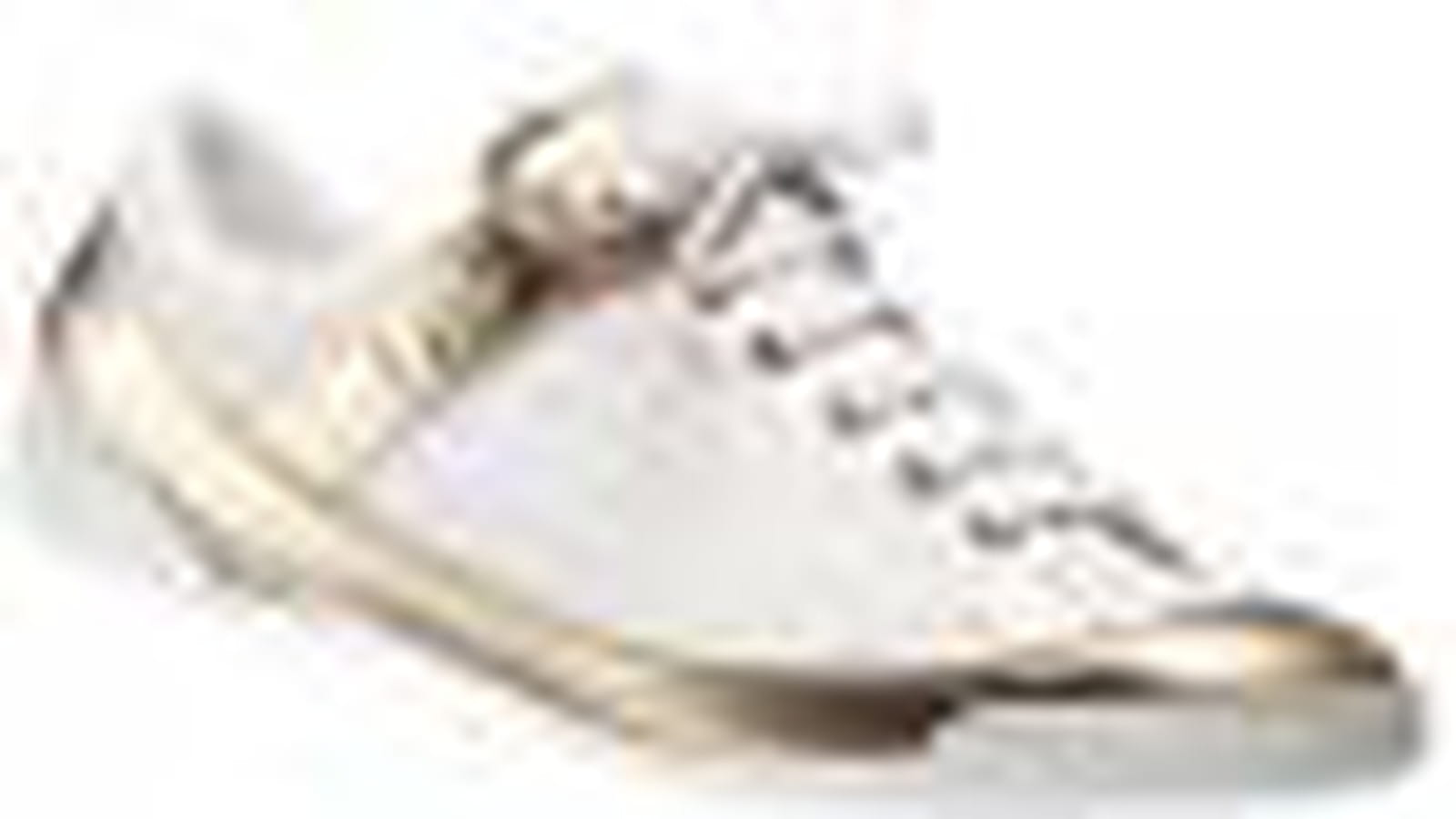 Les tennis blanches et or de Dior