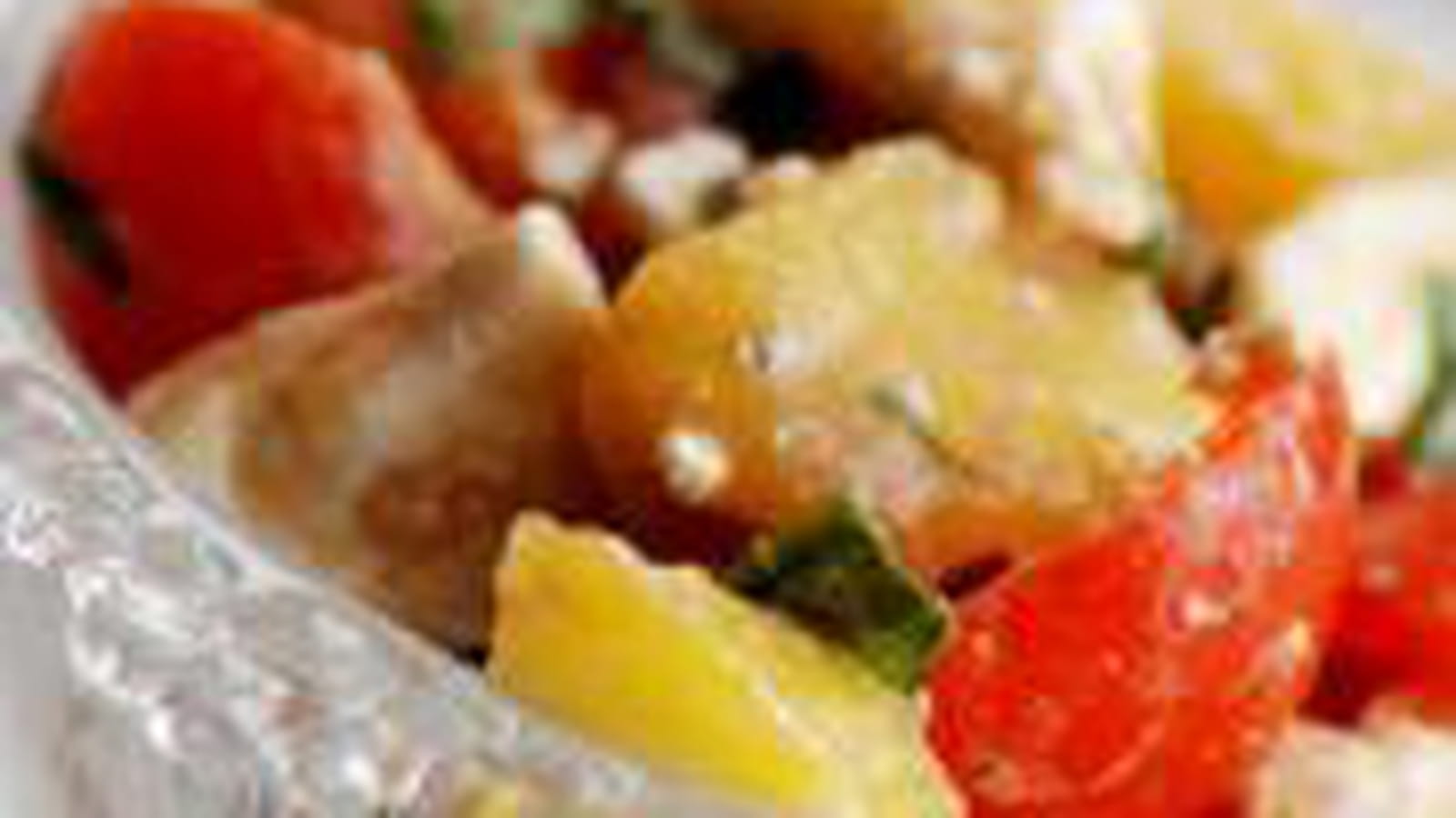 Fraîcheur de tomates et pêches