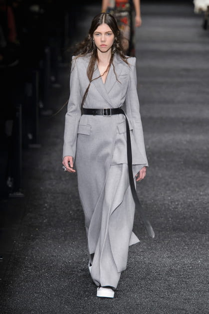 D&eacute;fil&eacute; Alexander McQueen