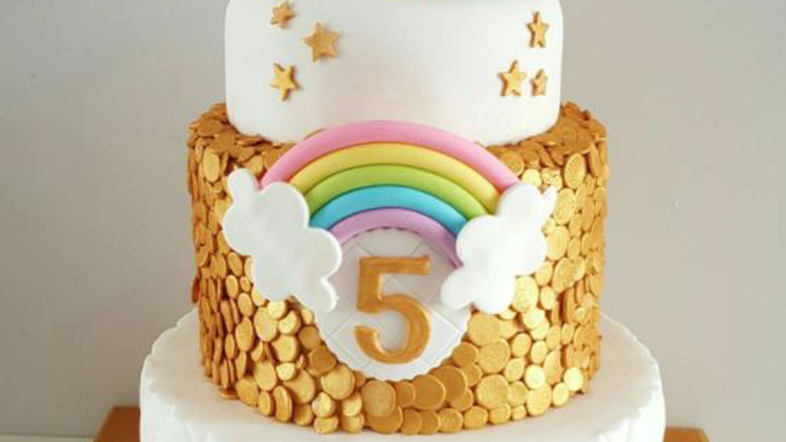 Gâteau licorne doré