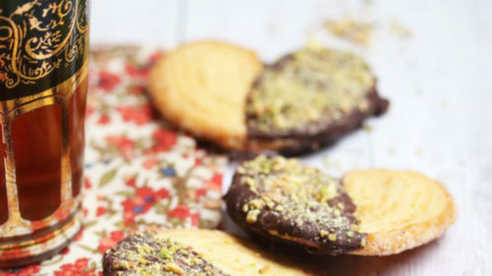 Palmiers chocolat et pistaches concassées