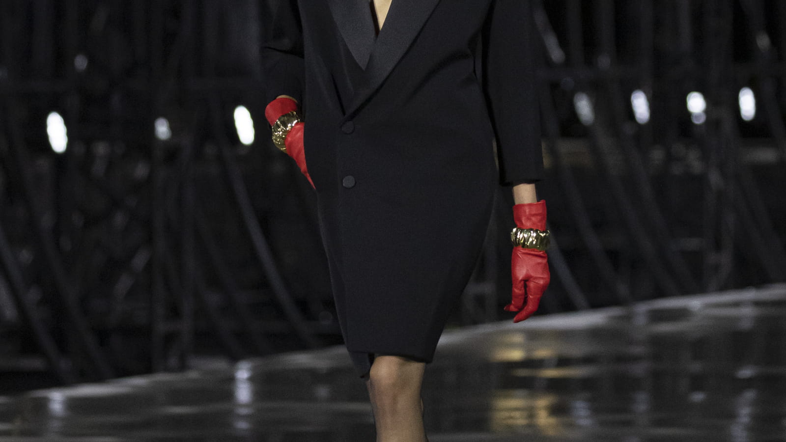 Look 19