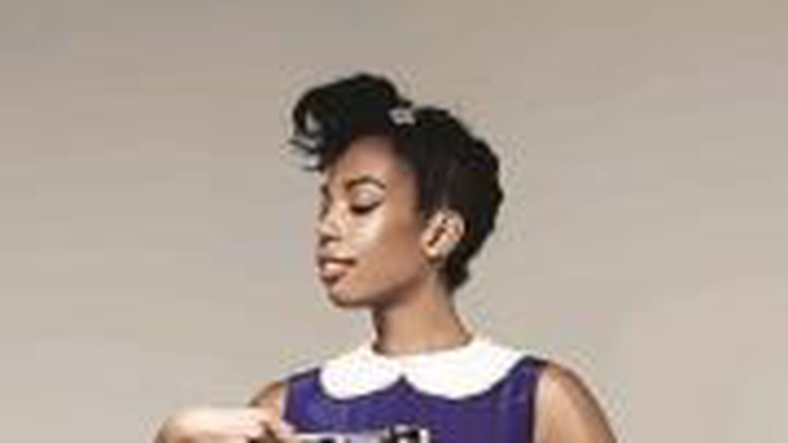 Elizabeth Tchoungi