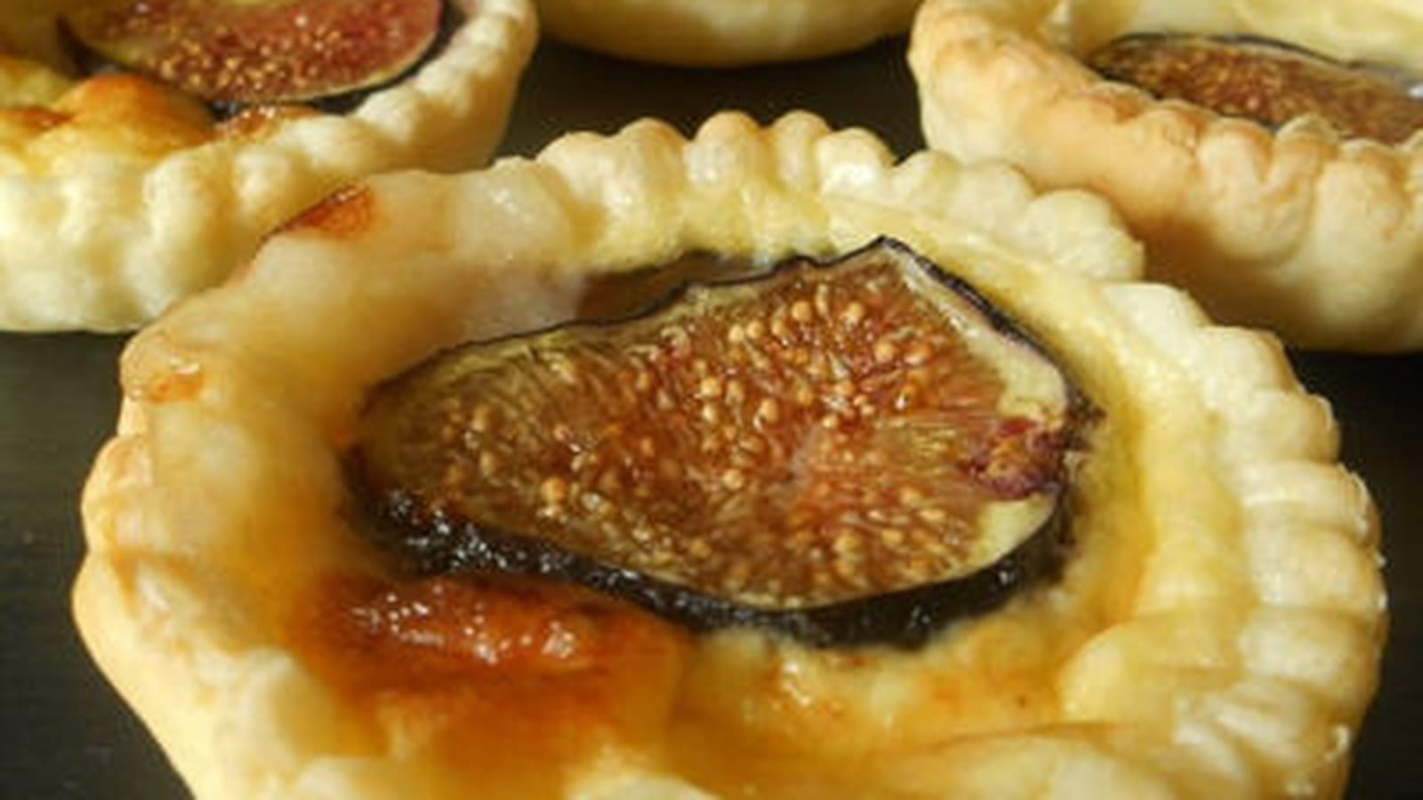 Tartelettes au fromage de chèvre et figue