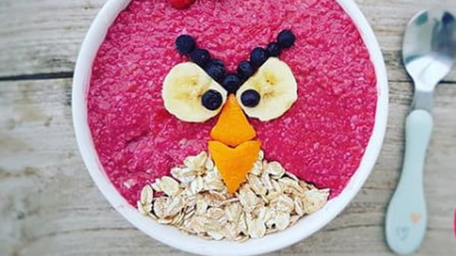 Un petit-déjeuner Angry Birds