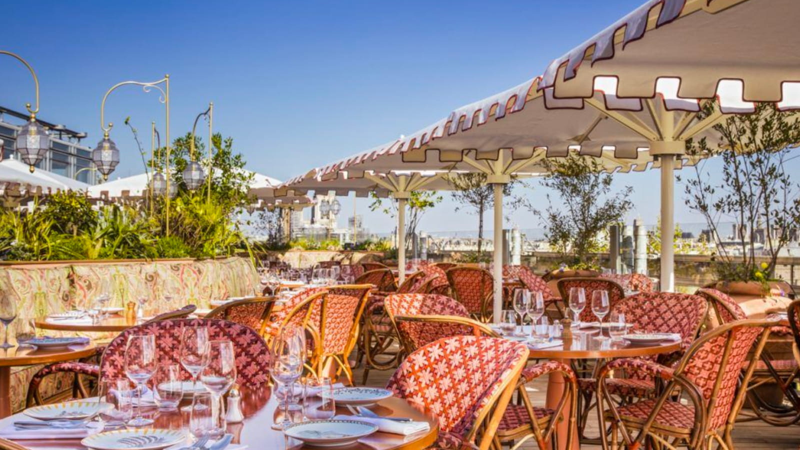Le restaurant Dar Mima pour voir le feu d'artifice du 14 juillet à Paris 