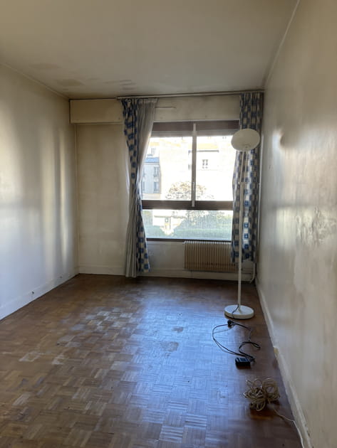 Avant&nbsp;: une chambre parentale &agrave; refaire