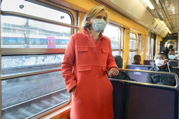 Sarah Fraisou -26kg, Salma Hayek sans make-up... [PHOTOS]