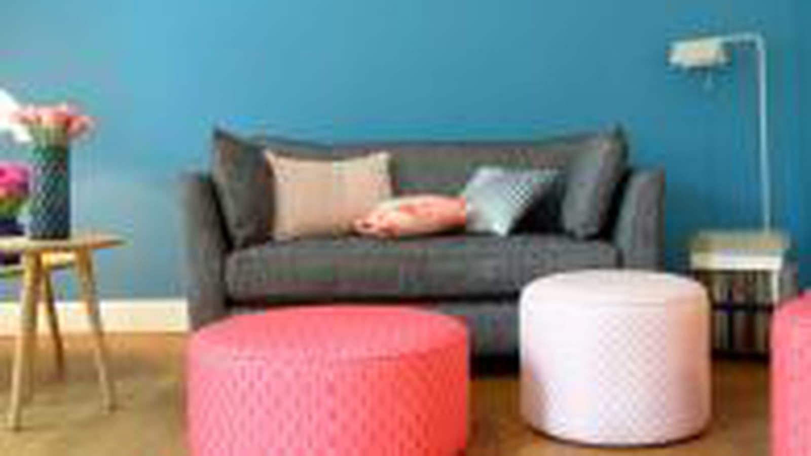 Poufs et table basse
