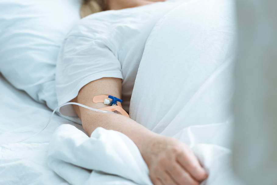 Coma : définition, durée, causes