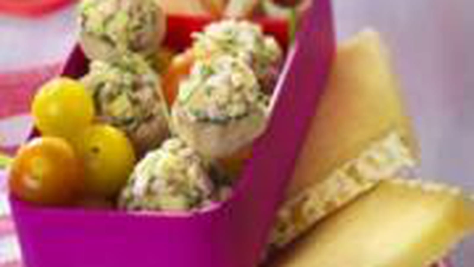 Champignons crus farcis au fromage Salers