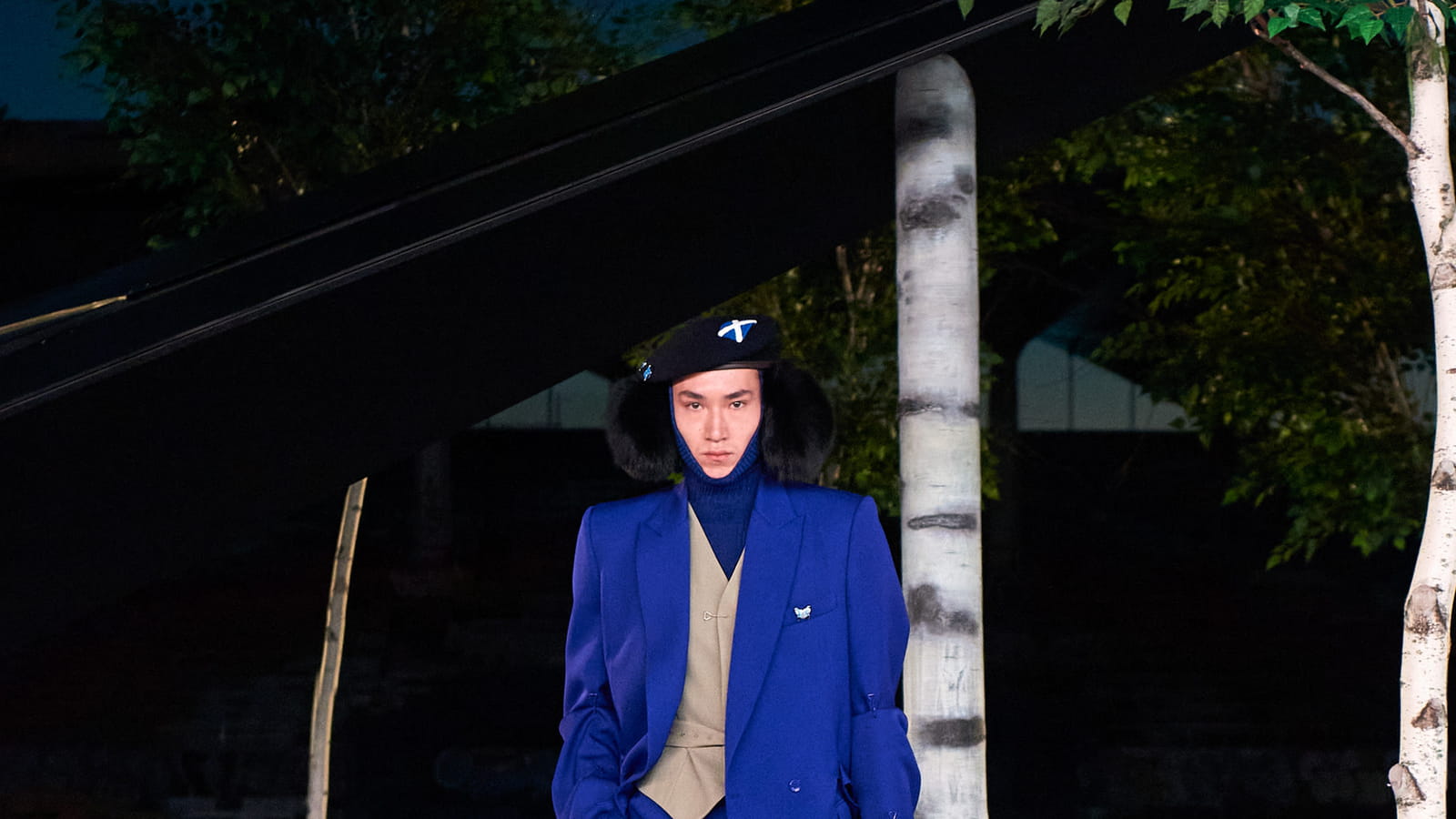 Look 14