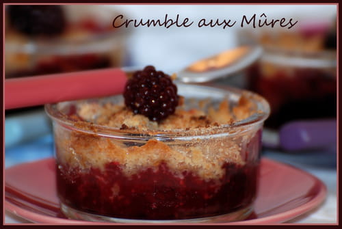 Crumble aux mûres et sablés