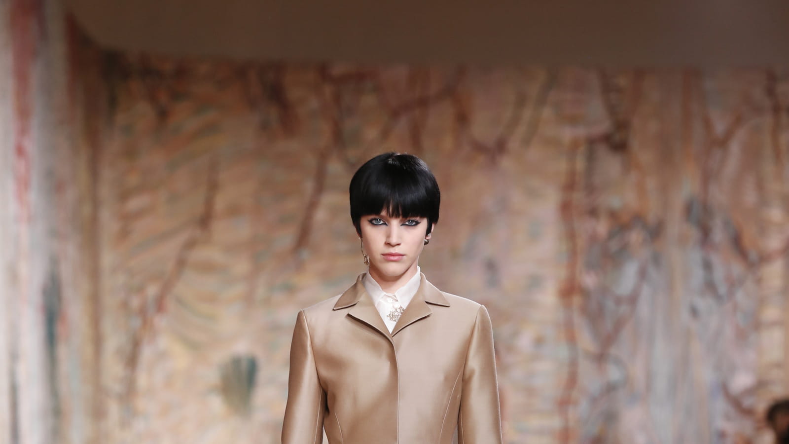Look 30