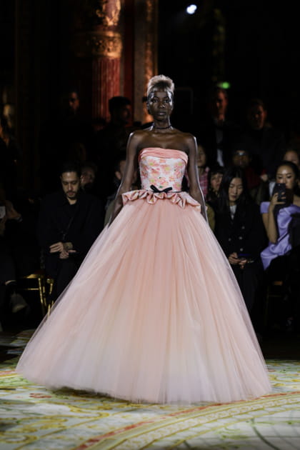 Look 13 du défilé Viktor&Rolf