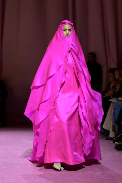 D&eacute;fil&eacute; Richard Quinn automne-hiver 2022-2023