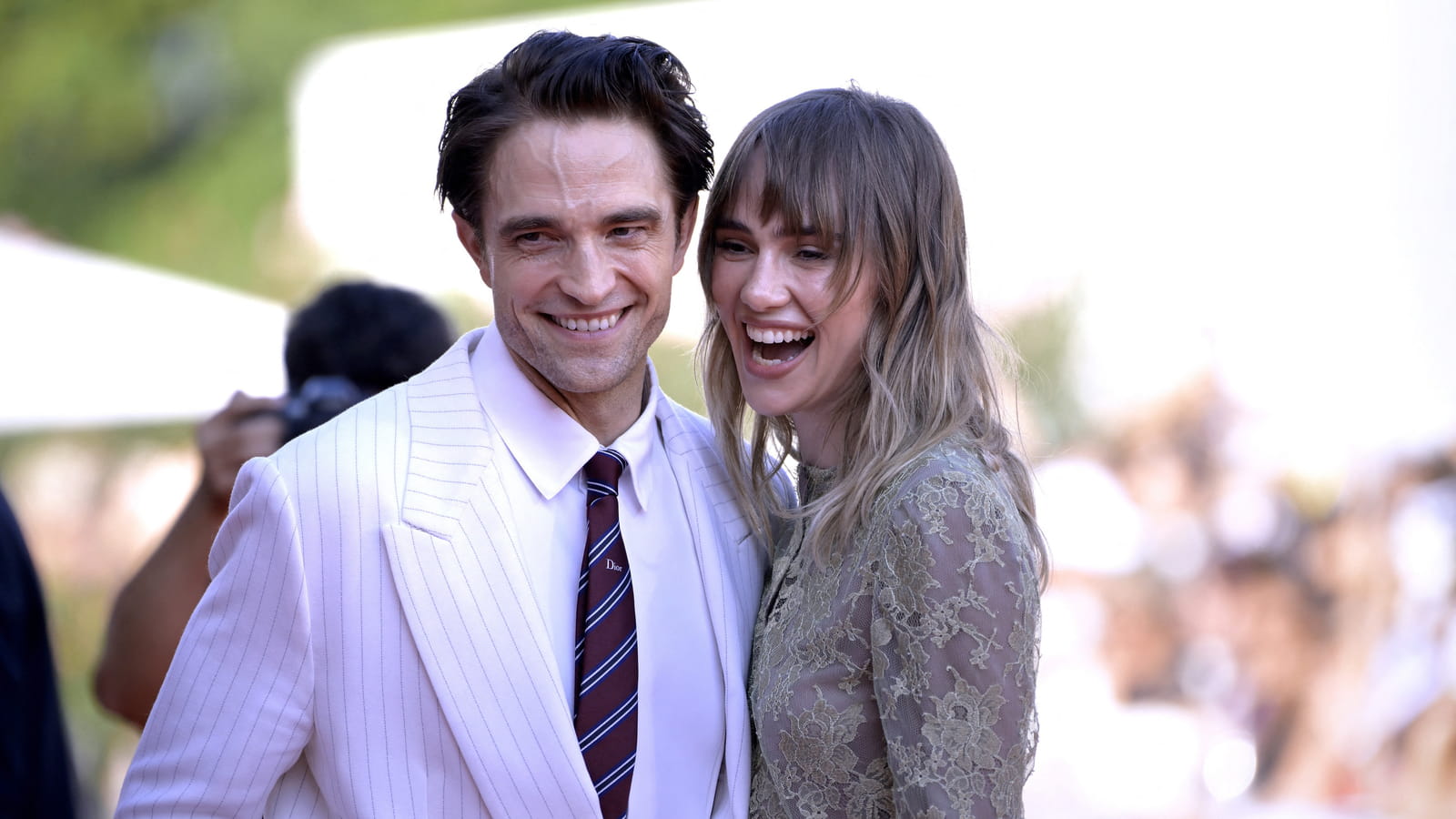 Robert Pattinson et Suki Waterhouse