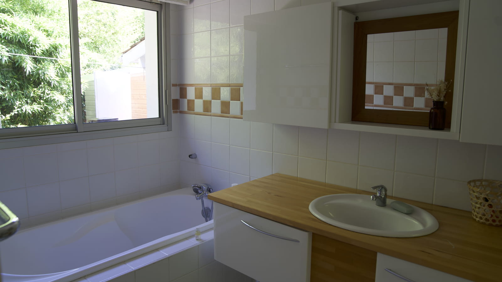 Salle de bains avant