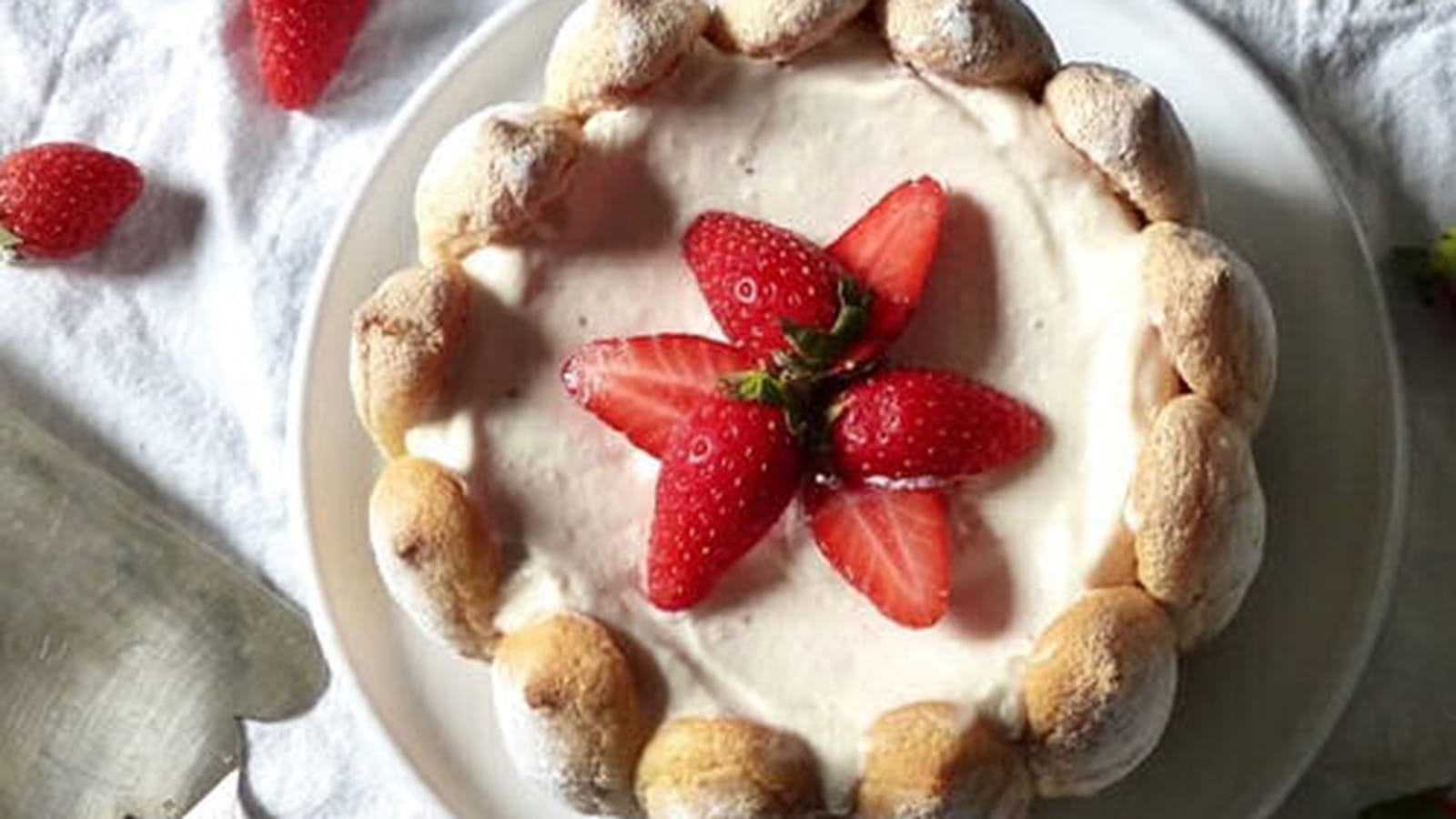 Charlotte aux fraises à la mousse mascarpone