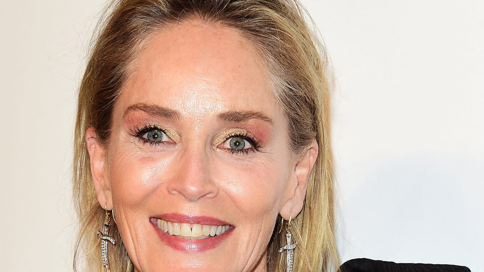 Sharon Stone, avec un carré
