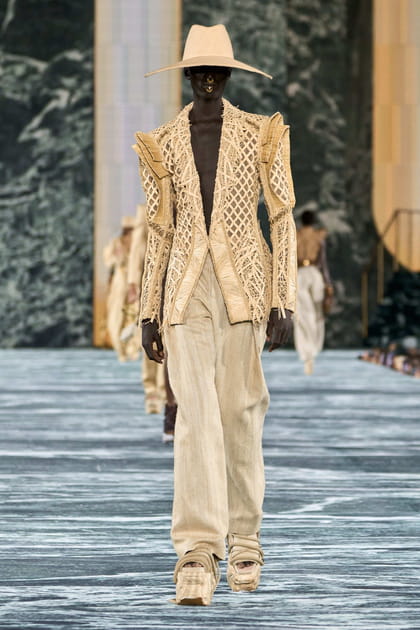 Look 5&nbsp;du d&eacute;fil&eacute; Balmain