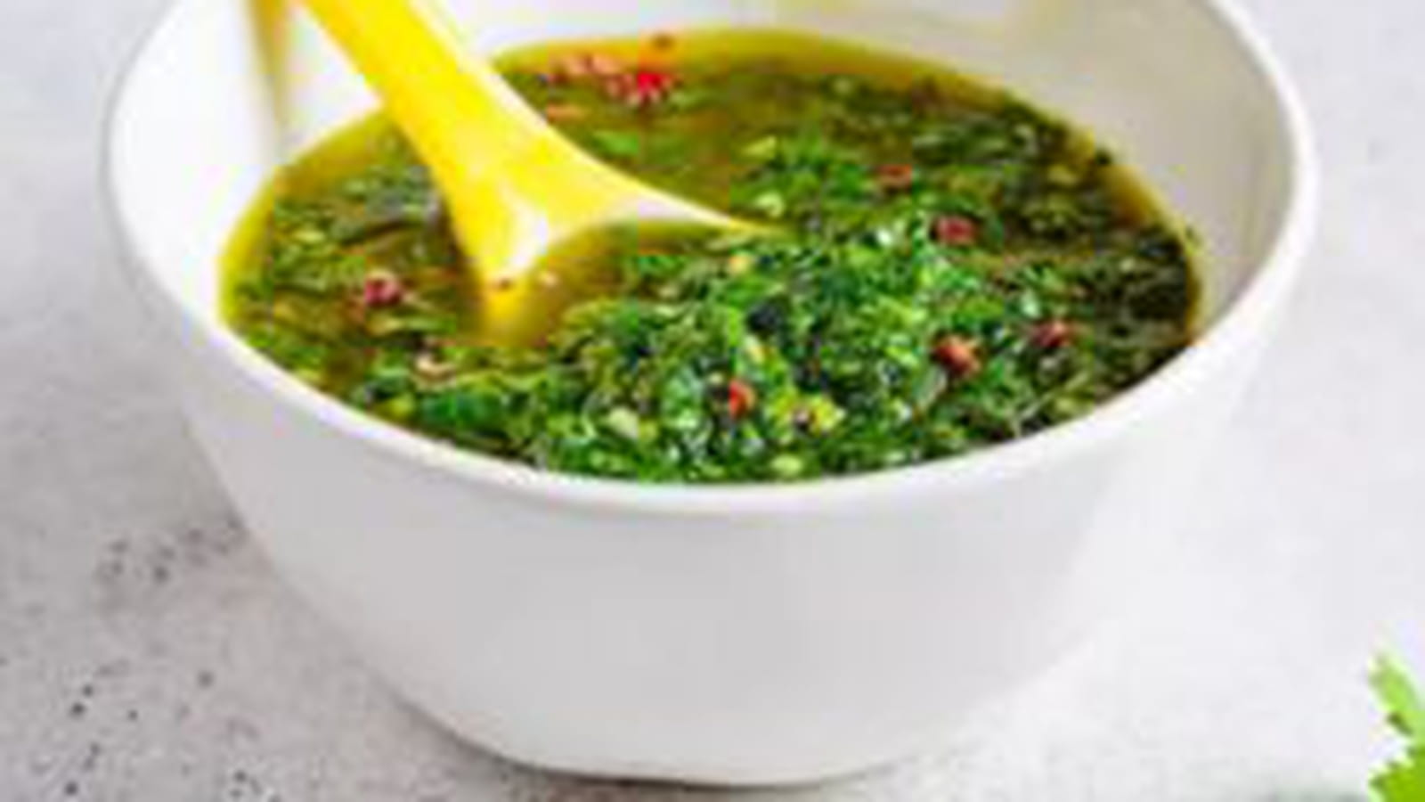 Sauce chimichurri traditionnelle : la recette facile