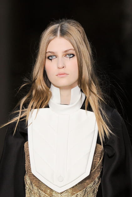 Plastron du d&eacute;fil&eacute; Dice Kayek