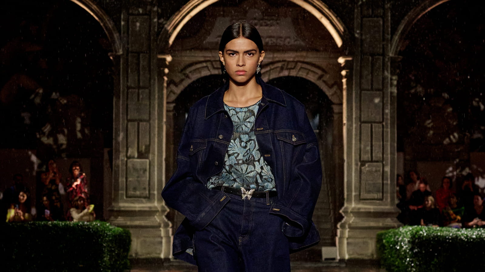 Look 57