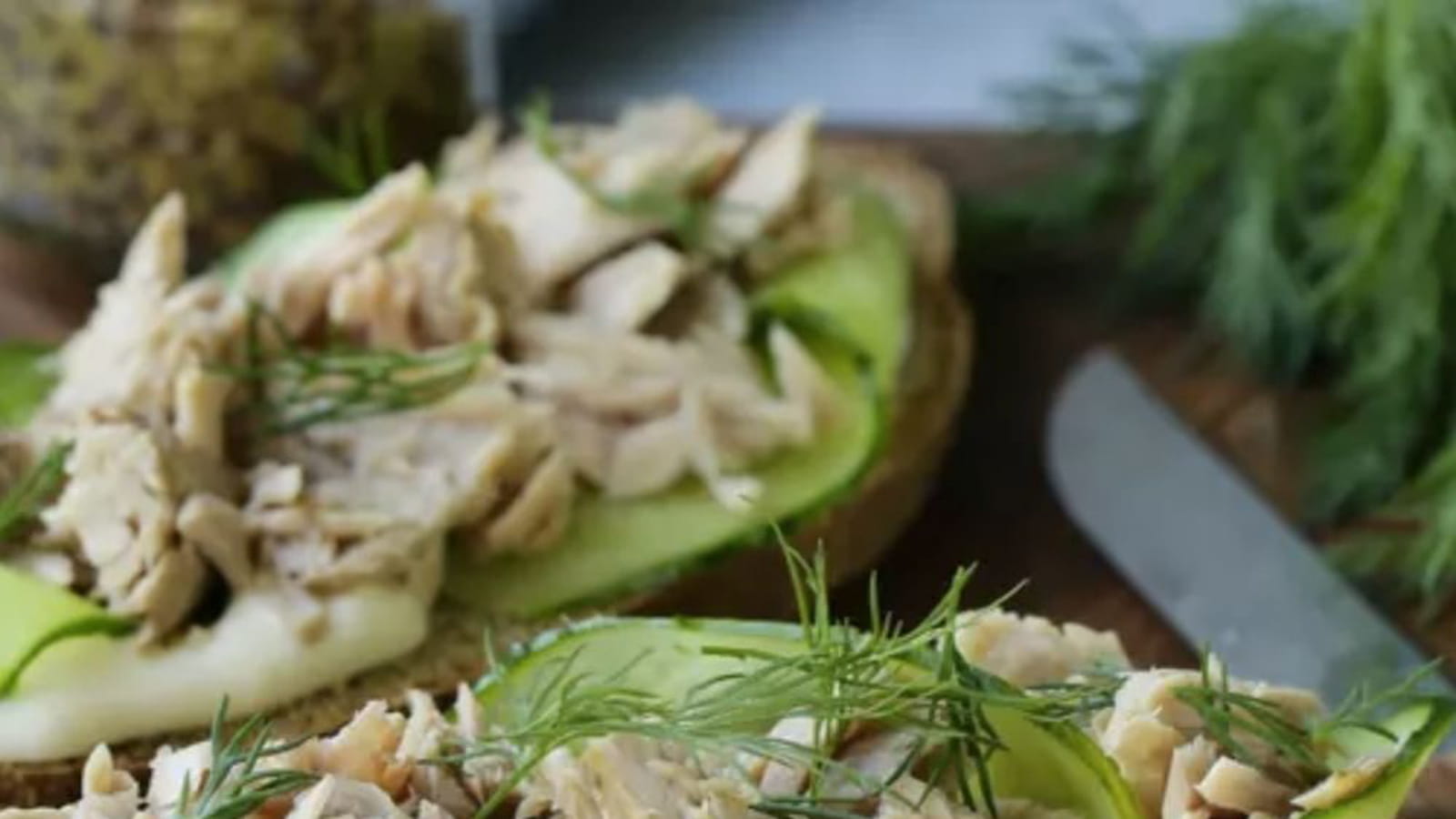 Sandwich de thon au concombre