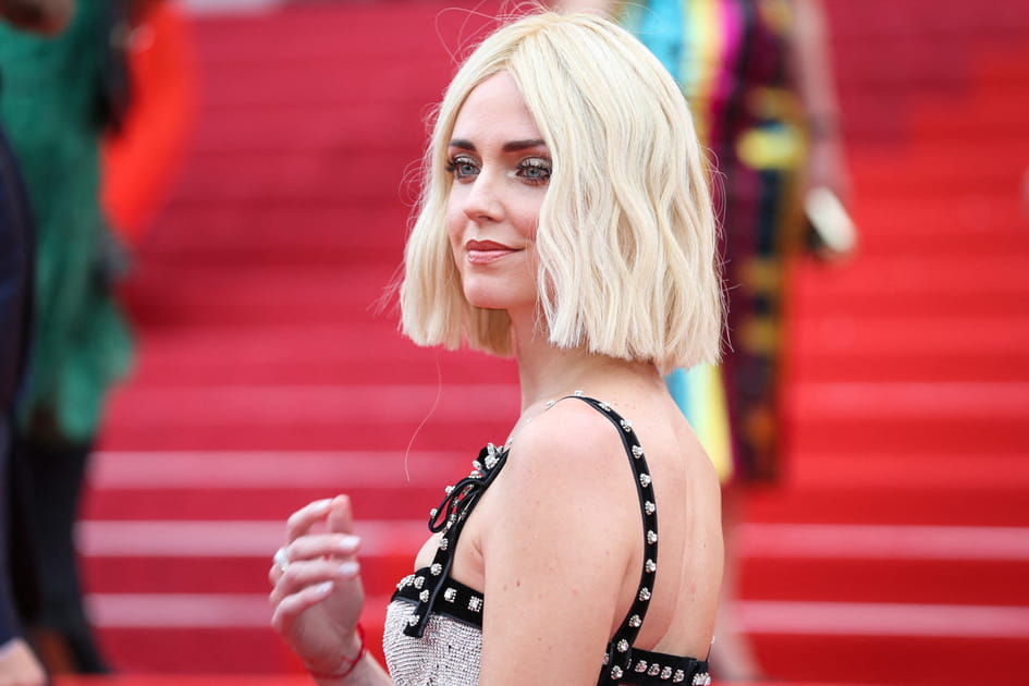 Le carr&eacute; mi-long tapis rouge de Chiara Ferragni