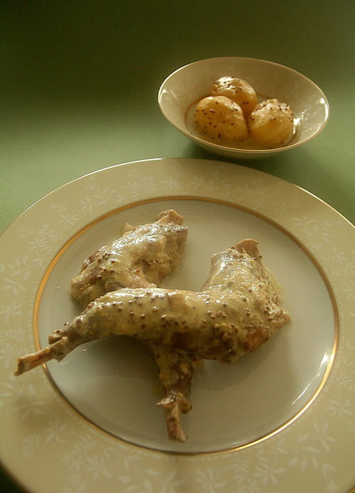 Lapin au vin blanc et à la moutarde