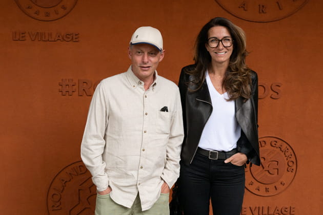 Marc-Olivier Fogiel et Anne-Claire Coudray&nbsp;: les deux journalistes posent &agrave; Roland-Garros
