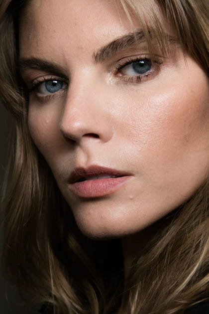 Teint dor&eacute; chez Balmain