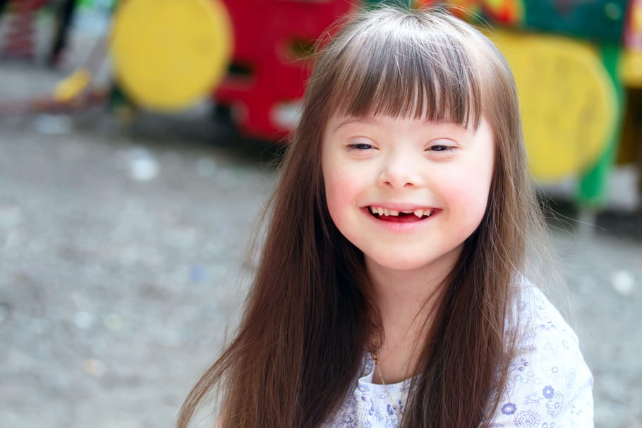 Trisomie 21 : diagnostic, scolarisation... Bien accompagner son enfant