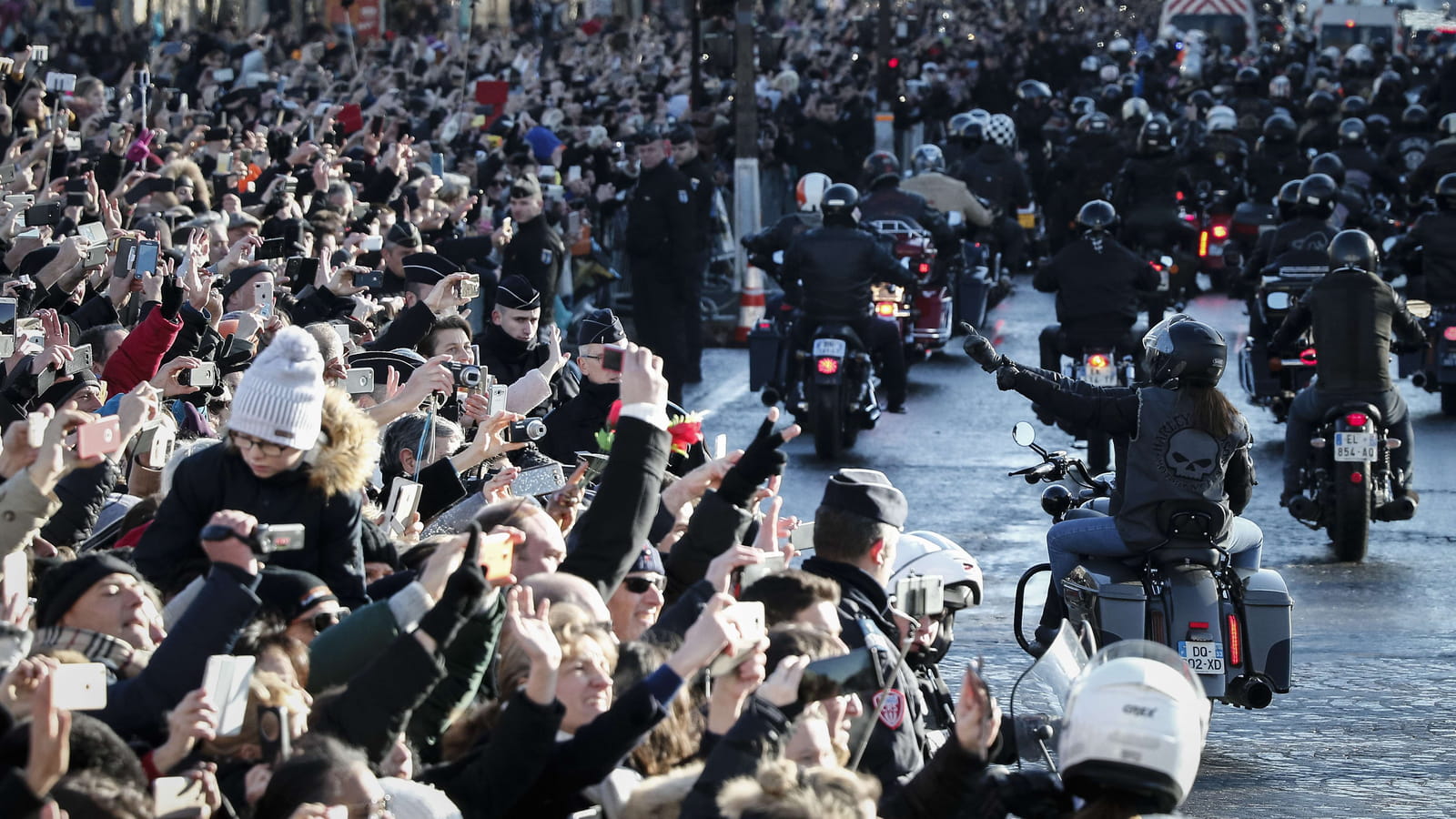 La foule et les bikers